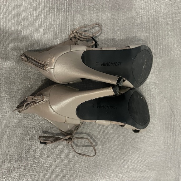 Nine West Tan Strappy Heeled Sandals 8.5 - Picture 6 of 7